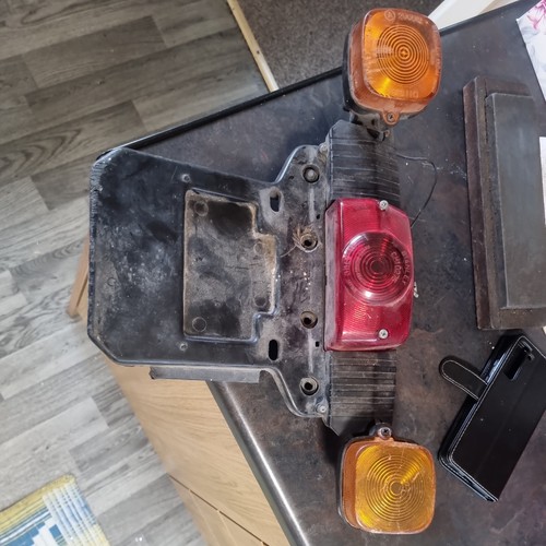 Unknown brake light - unknown, indicators